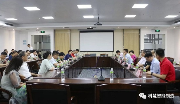 维多利亚老品牌vic(集团)官方网站