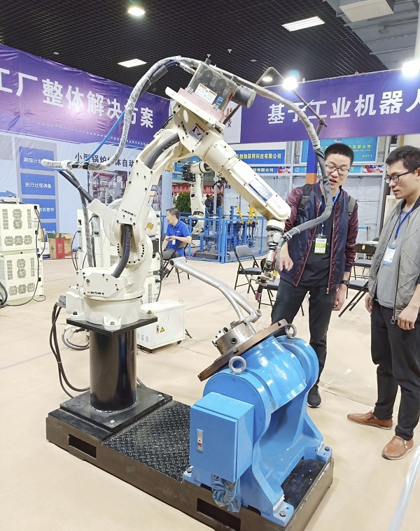 维多利亚老品牌vic(集团)官方网站