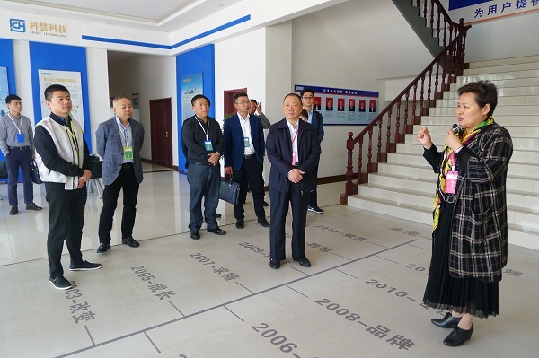 维多利亚老品牌vic(集团)官方网站