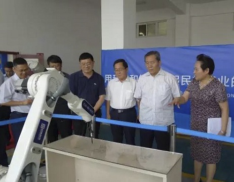 维多利亚老品牌vic(集团)官方网站